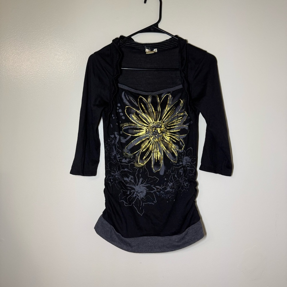 Vixen Women’s Floral Y2K 3/4 Sleeve Blouse